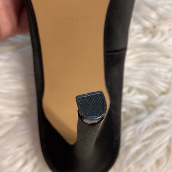 Very elegant Express high heel shoes size 10 brand new color black with silver - Picture 9 of 16